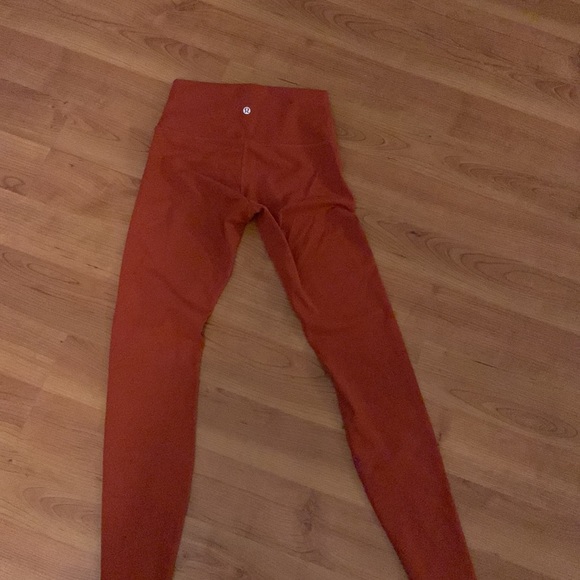 *brand new* lululemon leggings - Picture 2 of 4